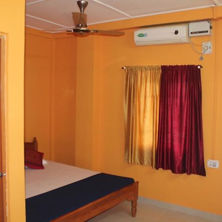 Aashiaanaa Residency Inn Port Blair Rum bild